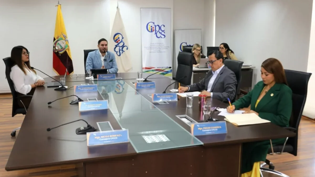 Concurso para Fiscal General enfrenta jornada crítica en el CPCCS