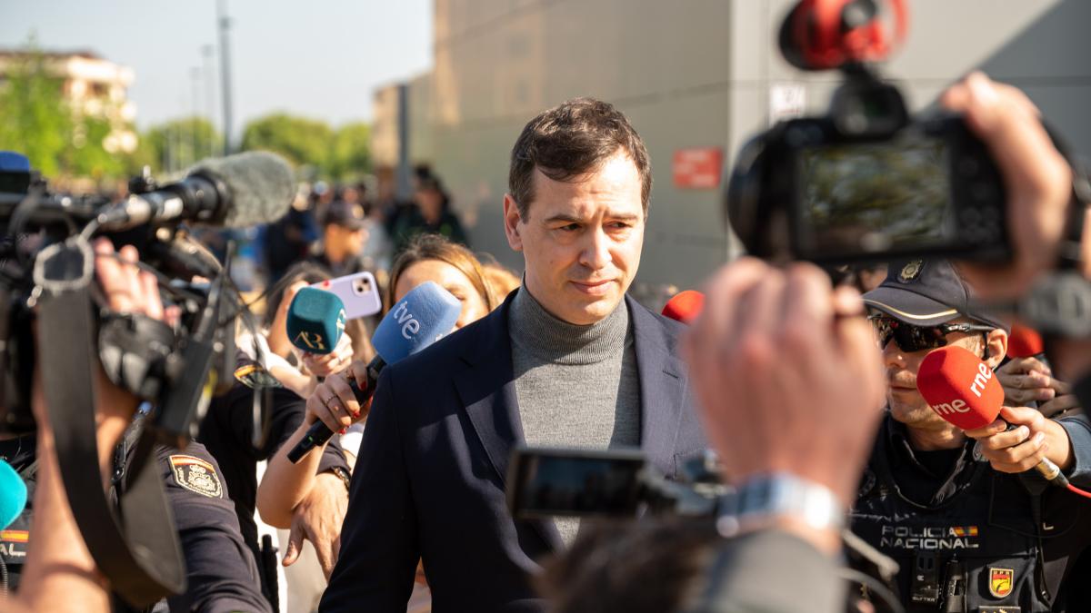 Catedrático analiza sentencia contra hermano de Sánchez y cuestiona procedimiento judicial