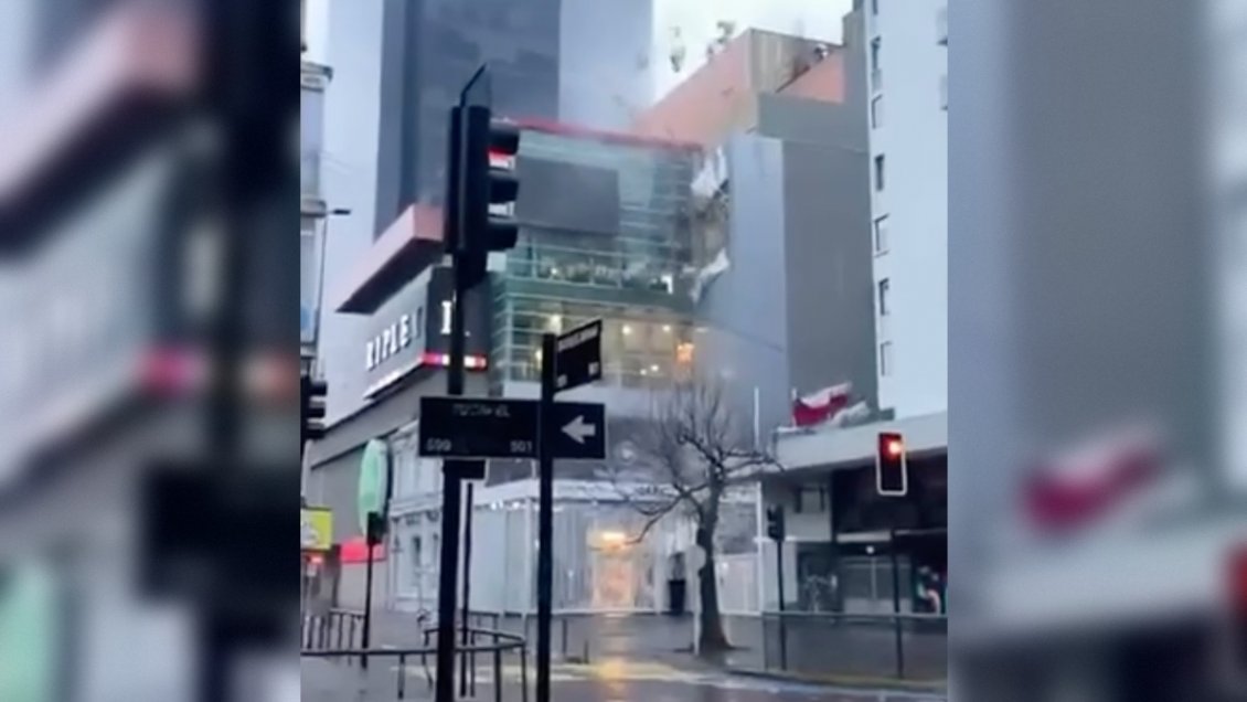 Fuertes vientos provocaron daños en centro comercial de Concepción