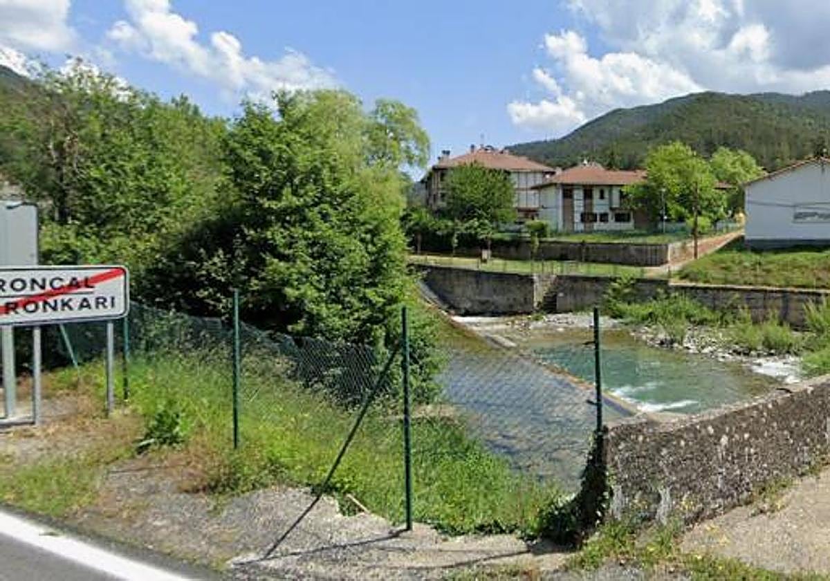 Tragedia en Navarra: madre y dos hijos fallecen en accidente en río