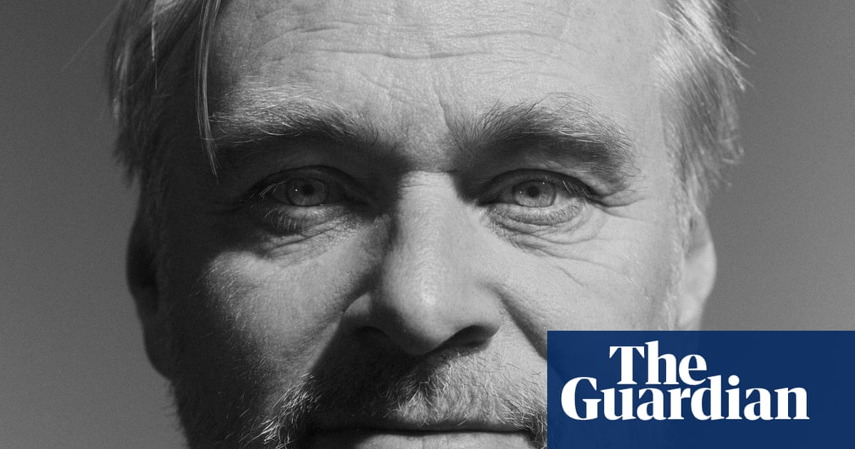 Christopher Nolan Discusses His Oscar Win, 'The Odyssey,' and New Puppy