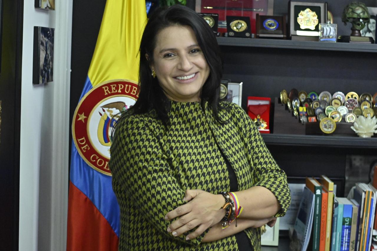 Abelardo de la Espriella appoints Paola Holguín as Culture Minister