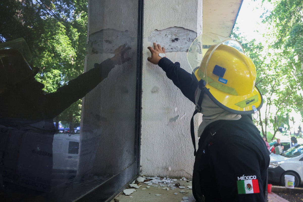 Earthquake strikes southern Mexico near Guatemala, causing minor injuries but no major damage
