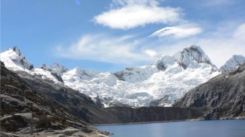 Policía abandona a rescatistas durante búsqueda de tres montañistas desaparecidos en el Huascarán