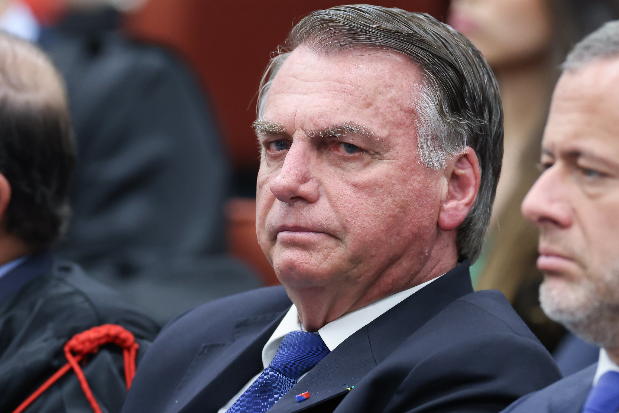 Supreme Court Extends Home Detention for Bolsonaro with Stricter Measures