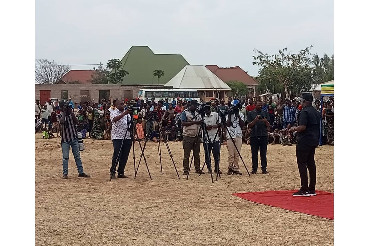 Government revokes idle mining licenses to boost production and support small-scale miners