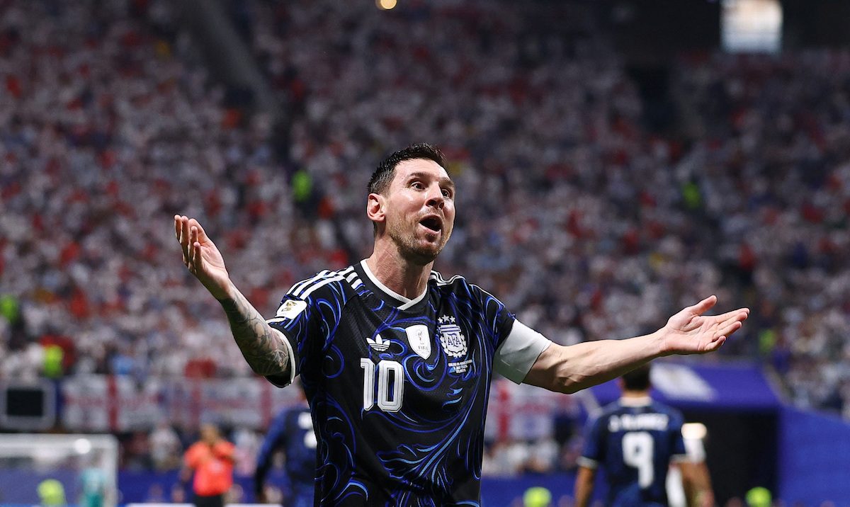 Argentina's Polarizing Football Identity and Global Rivalries in the FIFA World Cup
