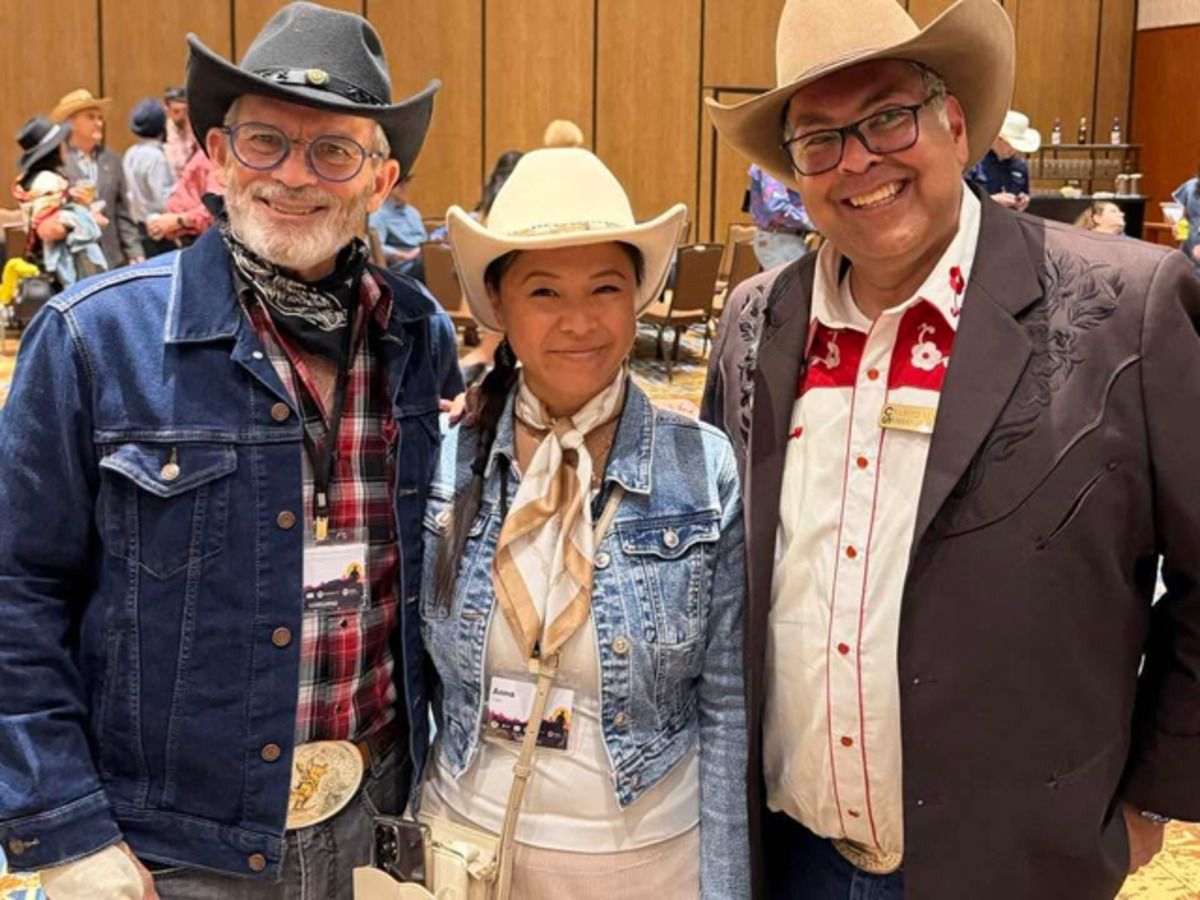 Naheed Nenshi's Apology for Meeting Israeli Ambassador Sparks Debate on Political Accountability