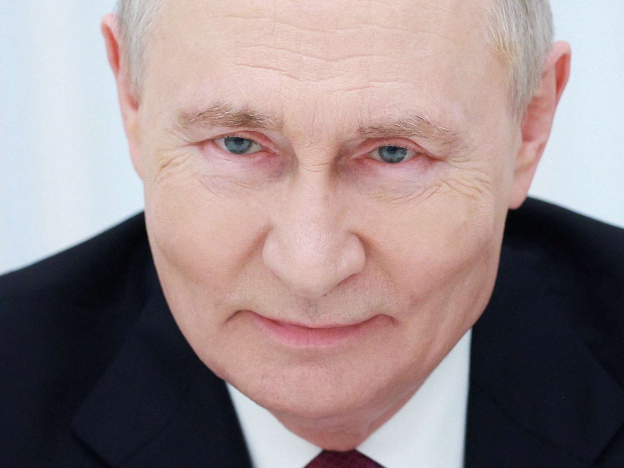 La escasez de combustible y los problemas derivados de la guerra reducen el apoyo a Vladimir Putin en Rusia