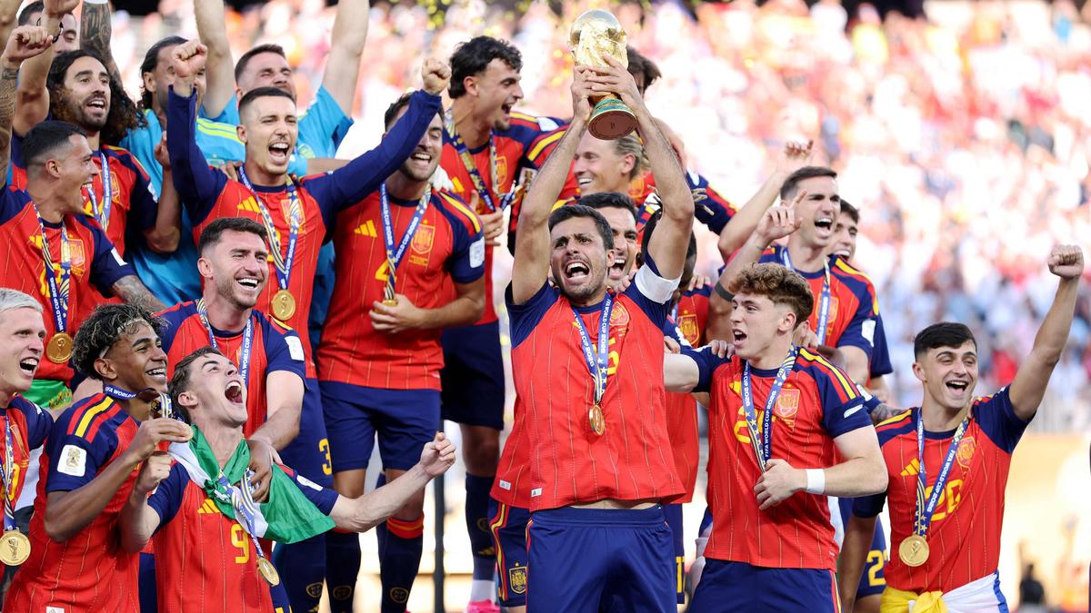 India's Morning Digest: Spain's World Cup Triumph and Protests Over Education Reforms