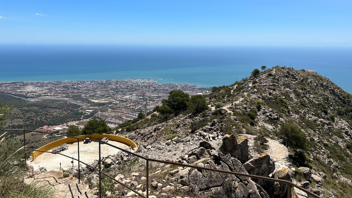 Dos menores reconocen haber causado incendios en Benalmádena tras ser localizados por dron