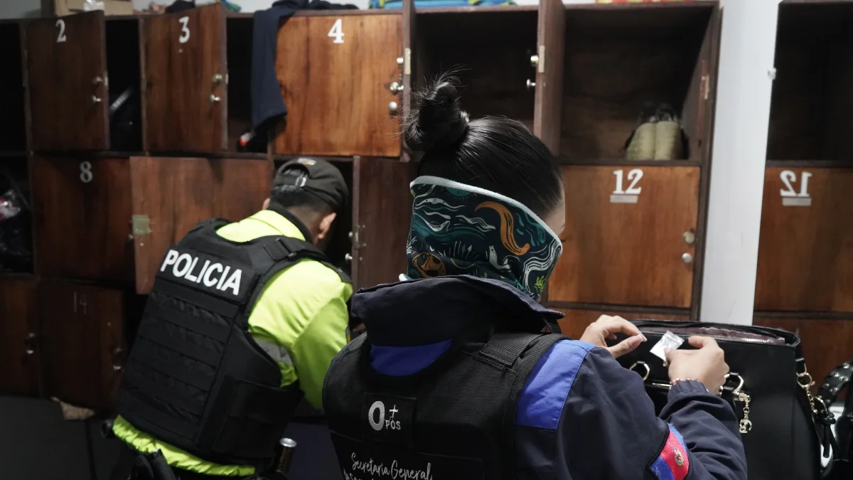 Operativos municipales en Quito clausuran cinco locales por irregularidades