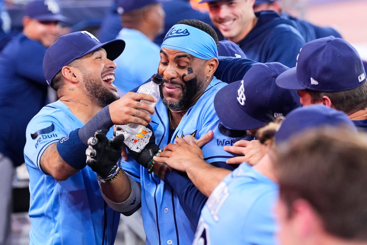 Tampa Bay Rays dominate Toronto Blue Jays with 12-2 victory and 21 hits