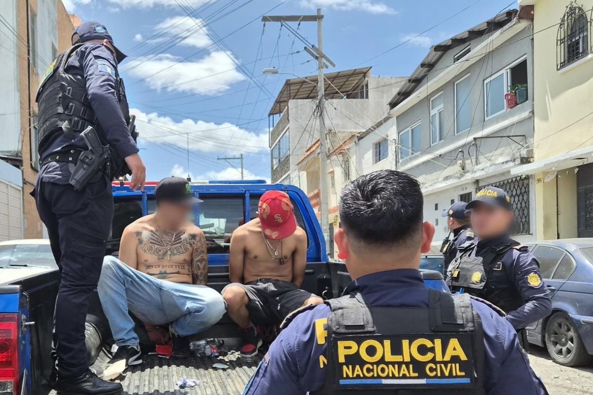 PNC Captura a Dos Miembros de la MS-13 en Persecución en Zona 7