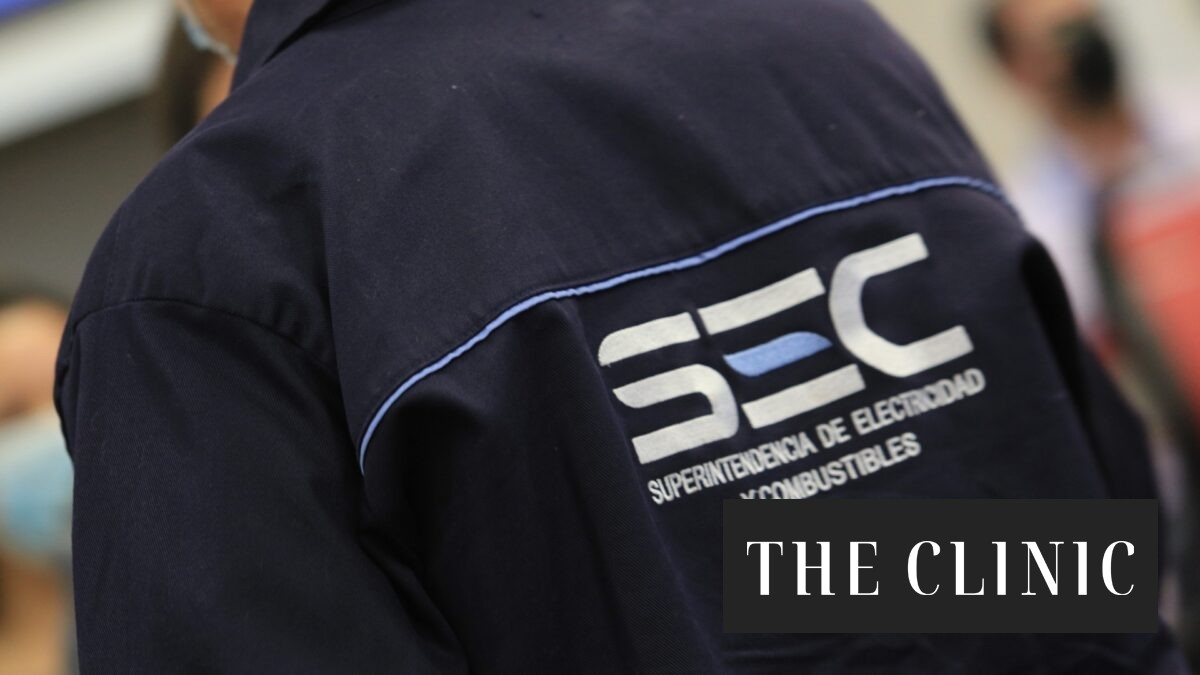 SEC investiga fallas eléctricas tras muerte en Cerro Navia