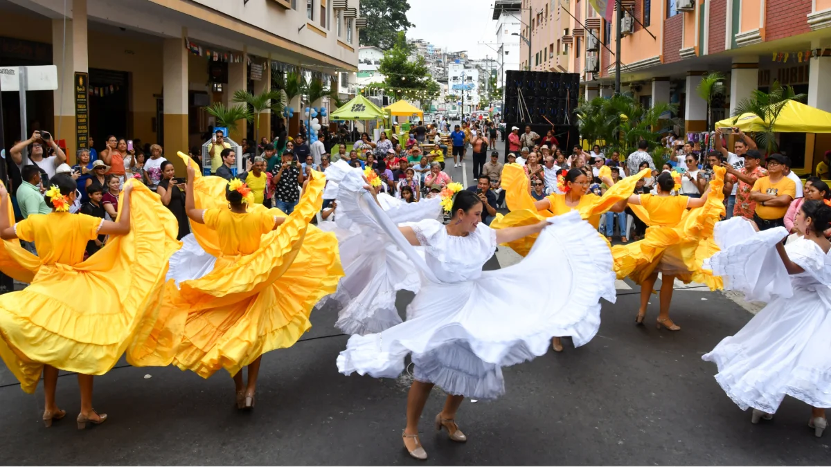 Guayaquil celebra sus 491 años con feria Raíces, conciertos y actividades culturales
