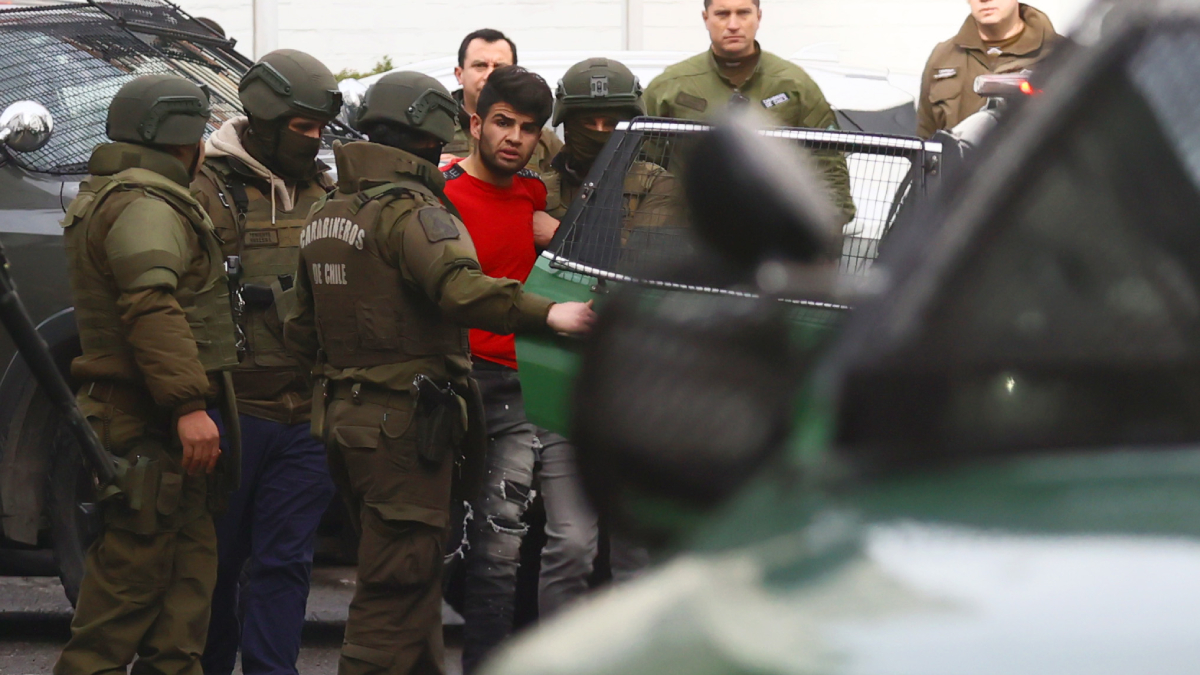 Detención de "el panda" por atentado contra carabineros en Lo Espejo