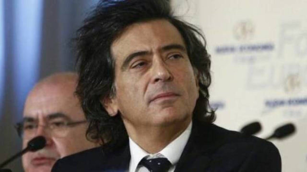 Arcadi Espada critica la sociedad española en artículo publicado tras la victoria del Mundial