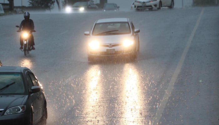 Heavy rainfall and thunderstorms expected in Karachi and across Pakistan as PMD issues warnings
