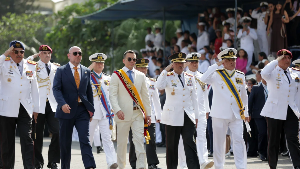 Daniel Noboa destaca rol de la Armada en lucha contra delincuencia en ceremonia de Jambelí