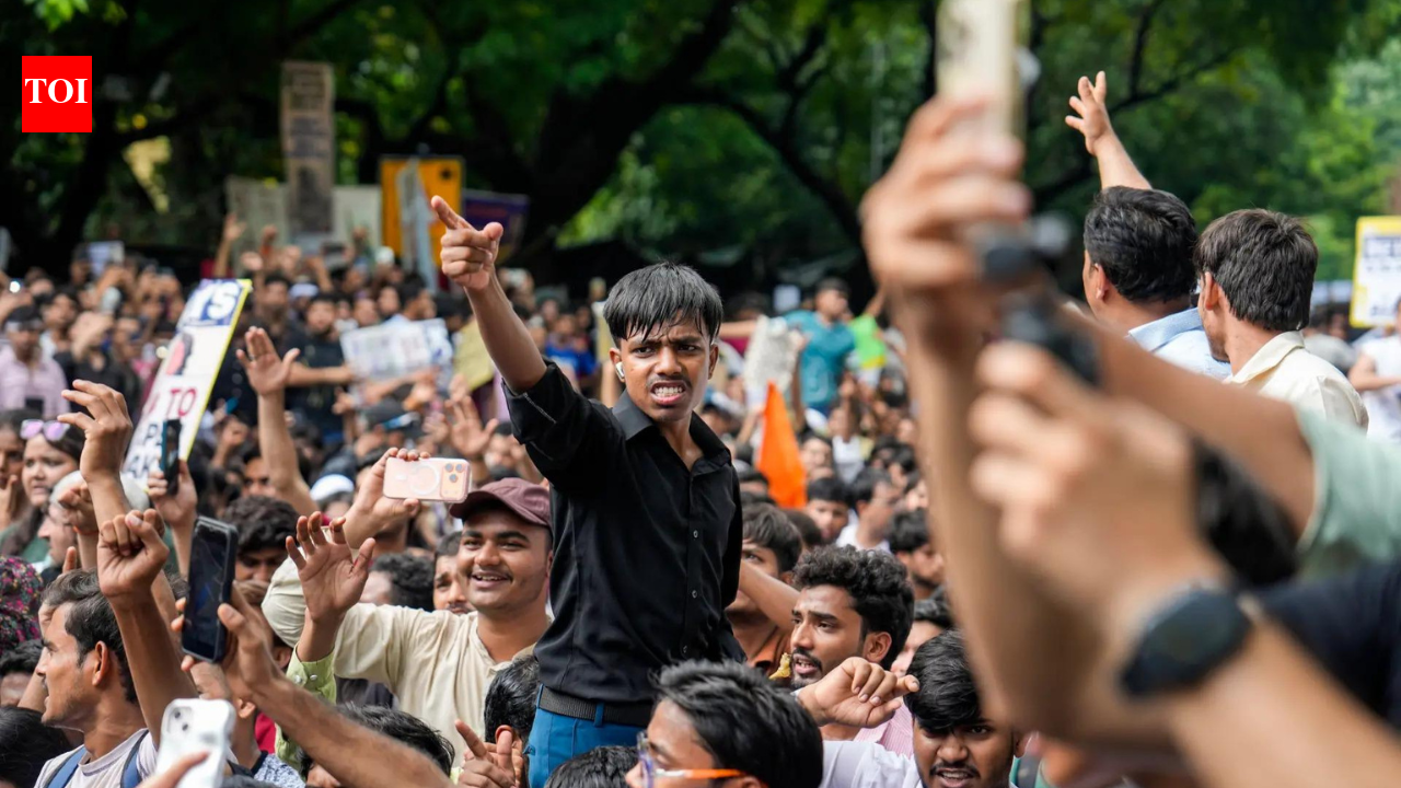 Delhi Police Use Facial Recognition to Identify 2,500 Criminals at Jantar Mantar Protest