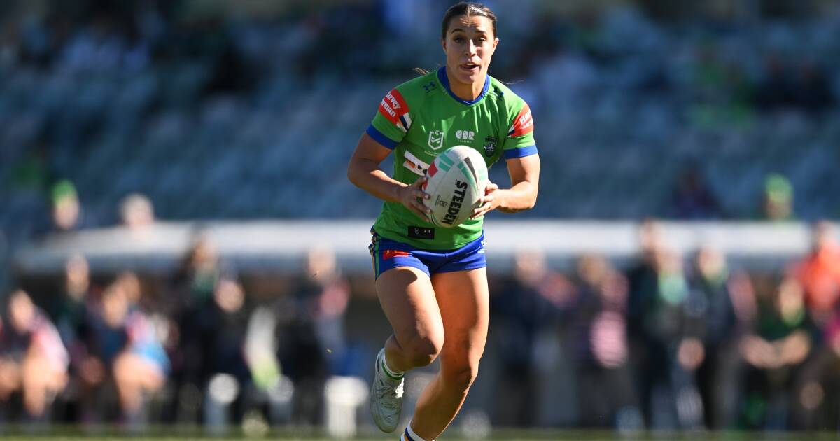 Cronulla Sharks edge out Canberra Raiders in close NRLW encounter