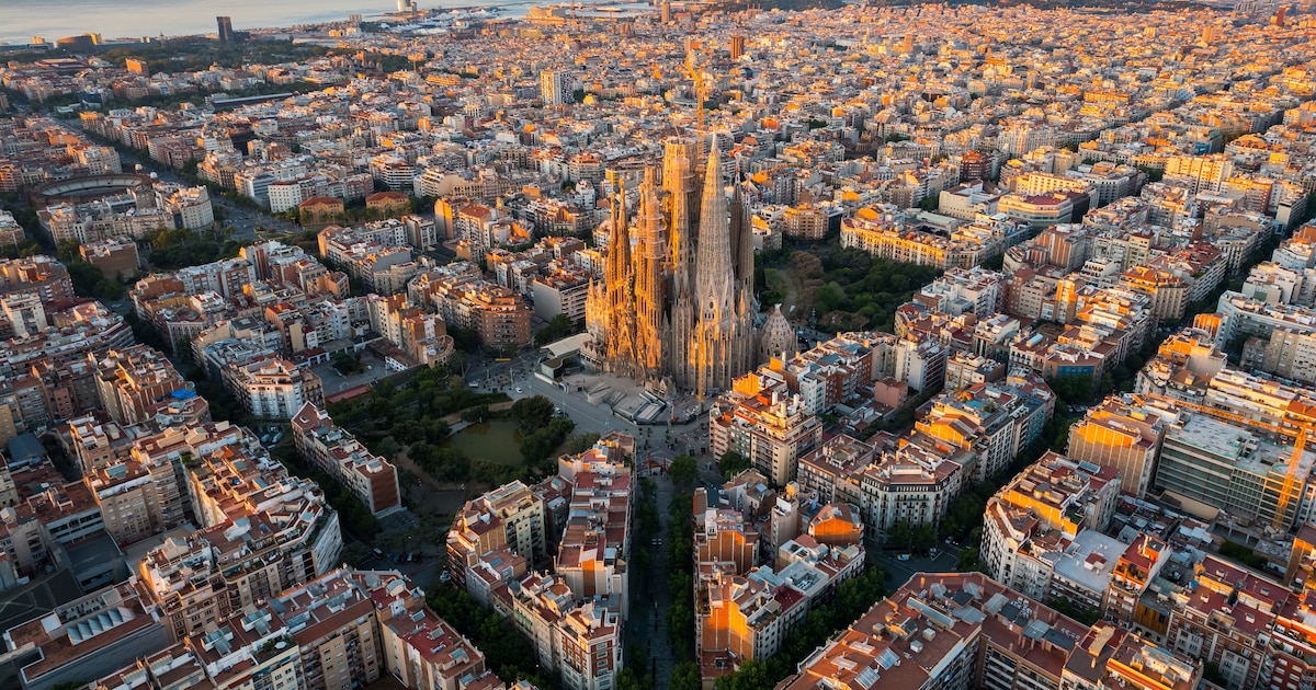Spain's Rent Cap Shows Effect in Barcelona as Prices Drop 4.7%