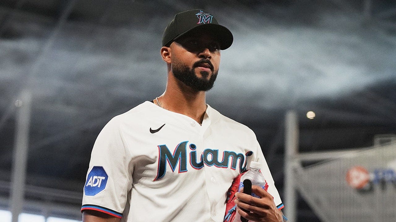 Miami Marlins' playoff hopes fade after late-season collapse