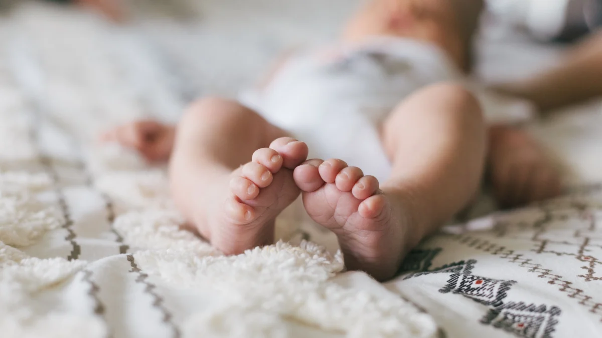 Bebé hospitalizada en Guayaquil luego de que sus padres dejaron de atenderla