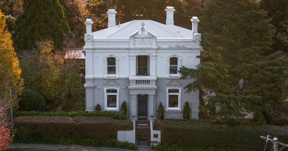 Historic Moss Manor Estate Now On Sale For $4 Million