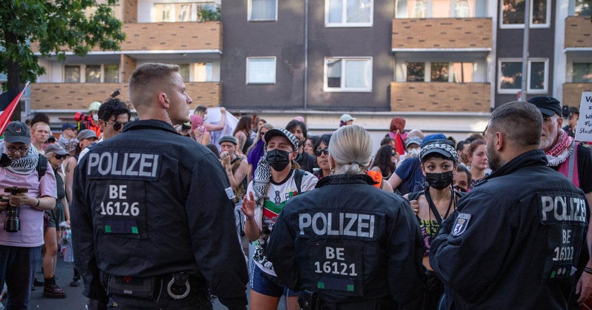 Berlín identifica a sospechoso islamista tras atropello durante marcha del Orgullo