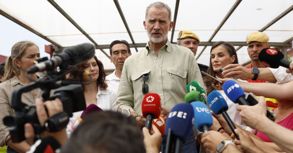 Wildfires in Madrid and Ávila Under Control After Evacuations