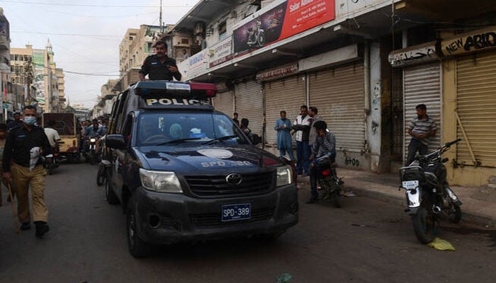 Karachi Police Crackdown on International Extortion Network