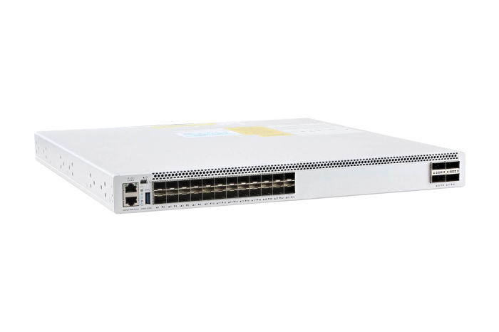 Cisco Catalyst C9500-24Y4C-A Switch with Network Advantage