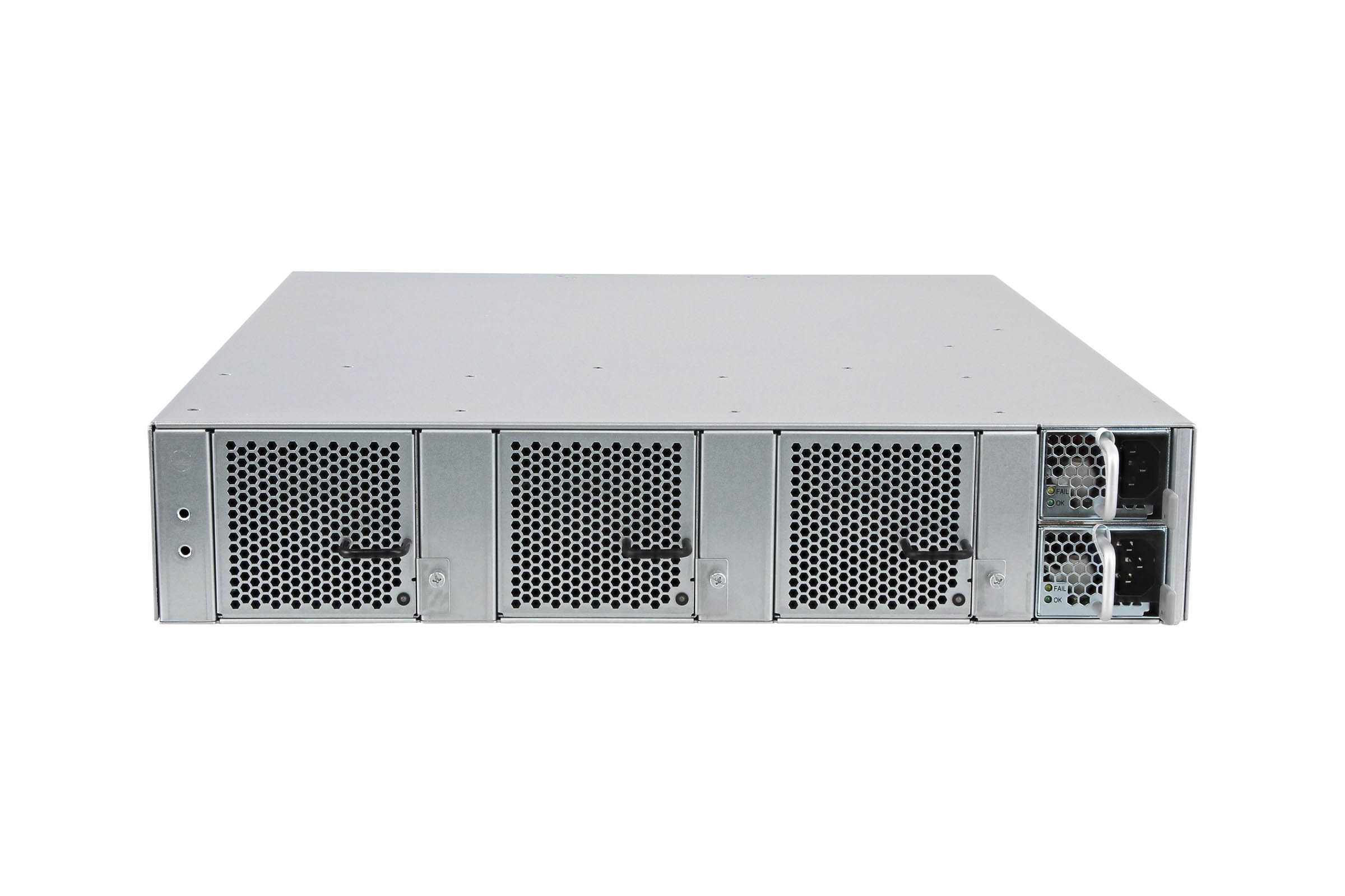 switch　ホワイト Dell Connectrix DS-6630B Switch 96 x 32Gb SFP+, 128 x Active Ports