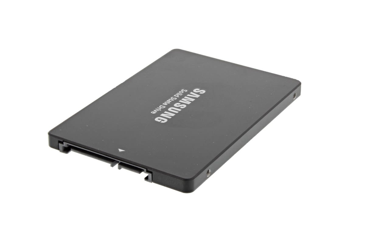 Samsung 960GB SSD SATA 6G Mixed Use MZ7KM960HAHP-00005 Ref