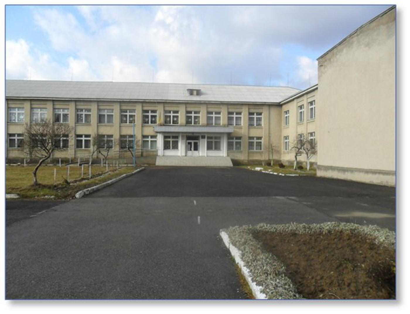 Рокосівський ліцей Хустської міської ради Рокосівський ліцей Хустської міської ради