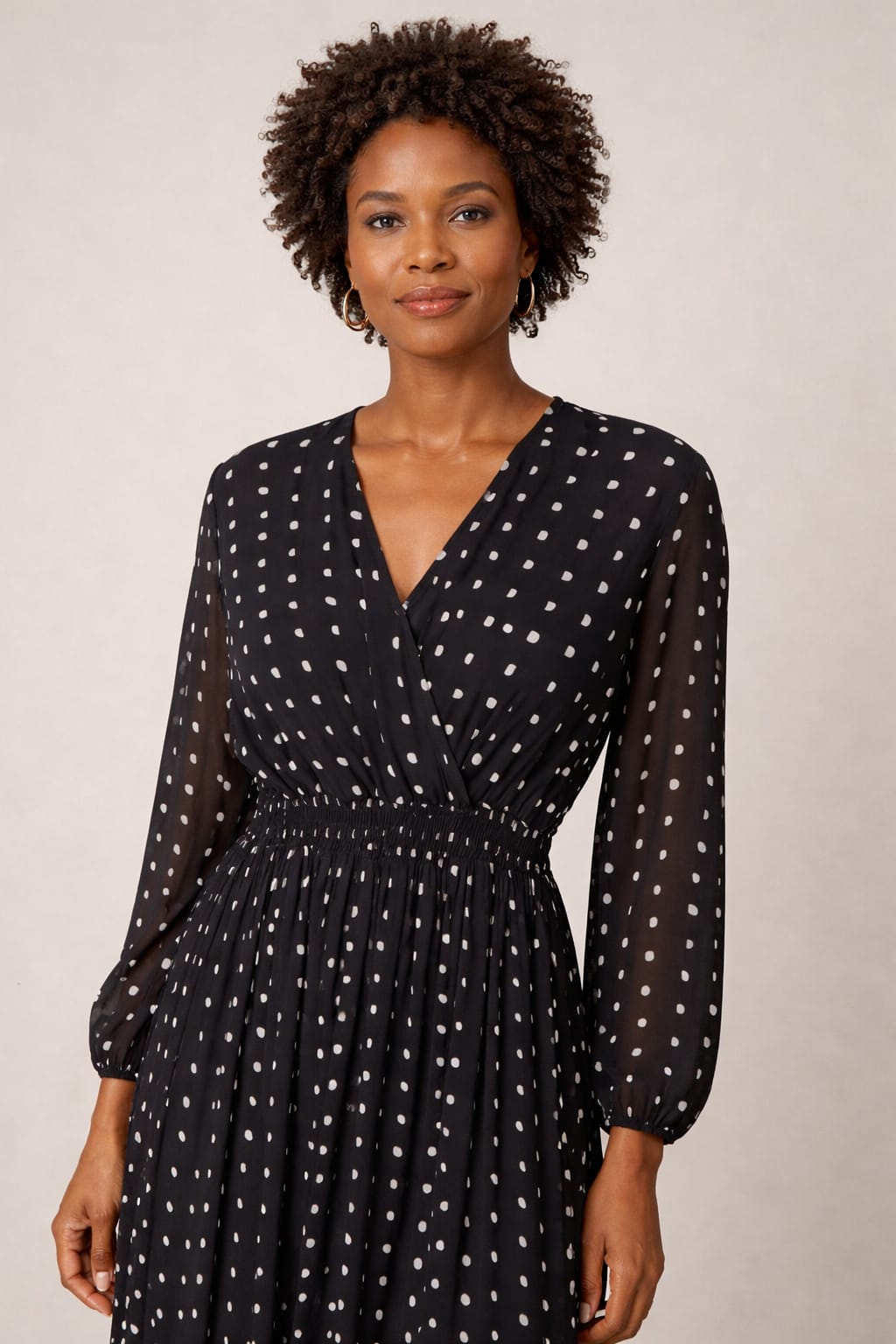 VESTIDO PRETO SEDA GEORGETE