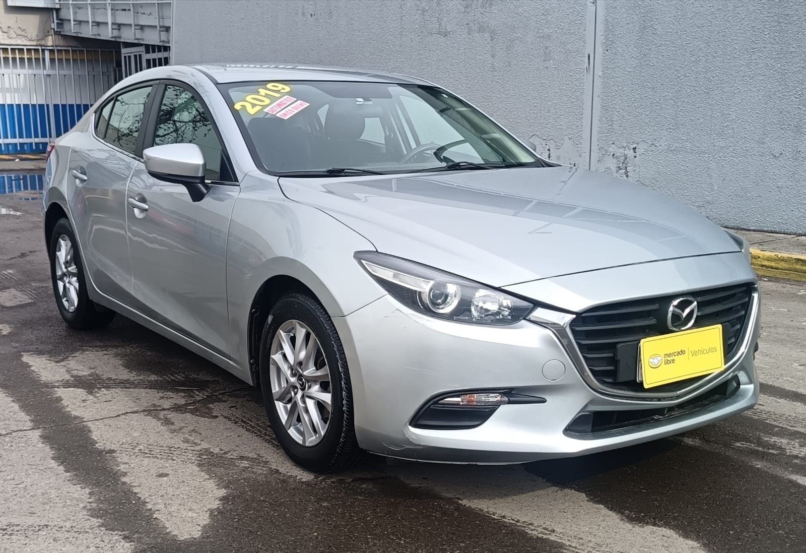 Mazda 3 Sedan