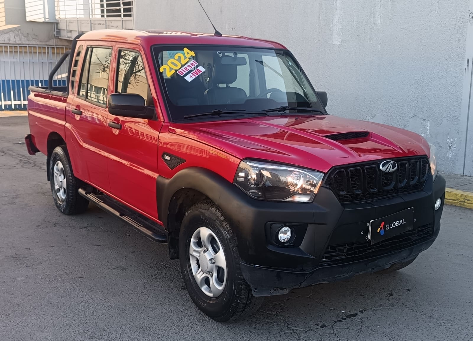 Mahindra Pik Up