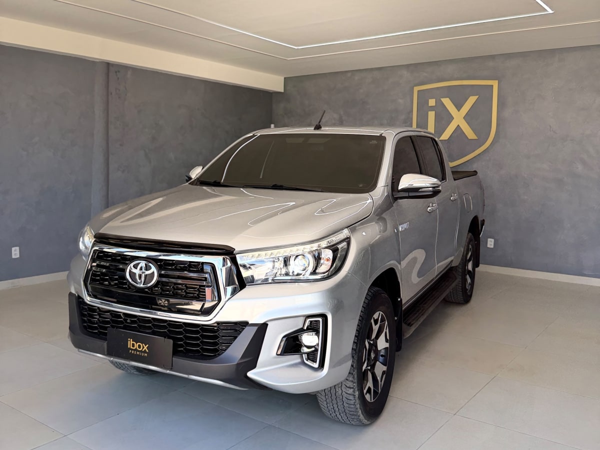 TOYOTA HILUX 2020 à venda na iBox Prime em Feira de Santana, BA