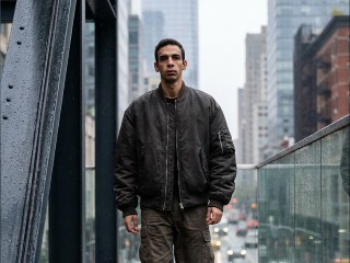 High Line Stride – برومبت الصور والتصميم احترافي