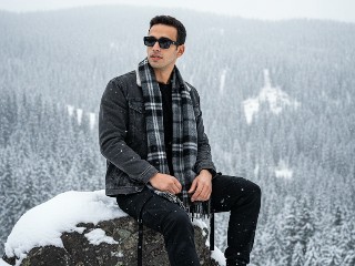 Winter Peak Style – برومبت الصور والتصميم احترافي