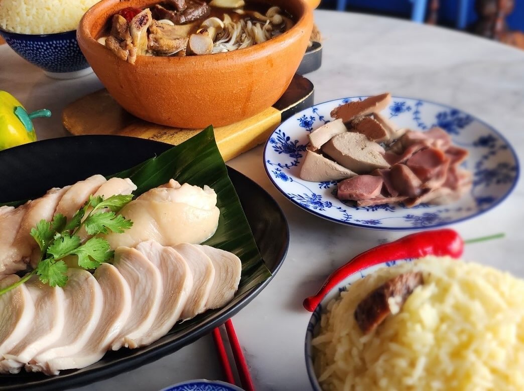 อ้ายฉิงข้าวมันไก่ — รสเด็ดที่เจาะจงลงจาน ความคลาสสิกบนข้าวมันไก่