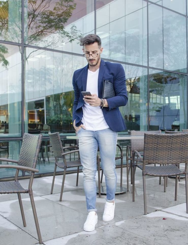 Light Blue Jeans Combination Outfit 