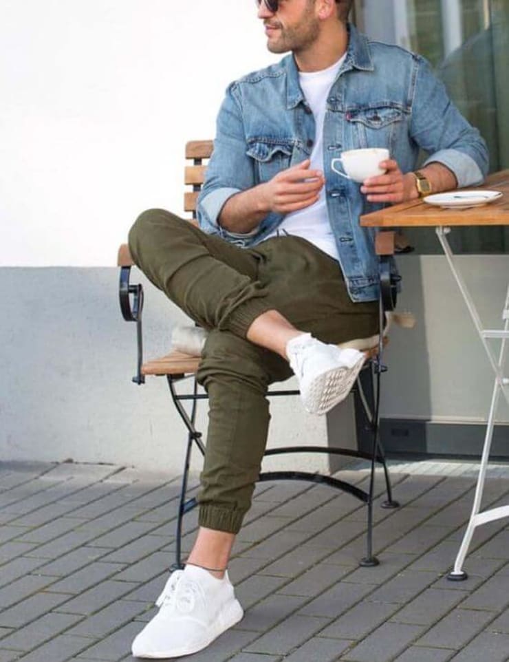 10 Coolest White Sneakers Style You Can 