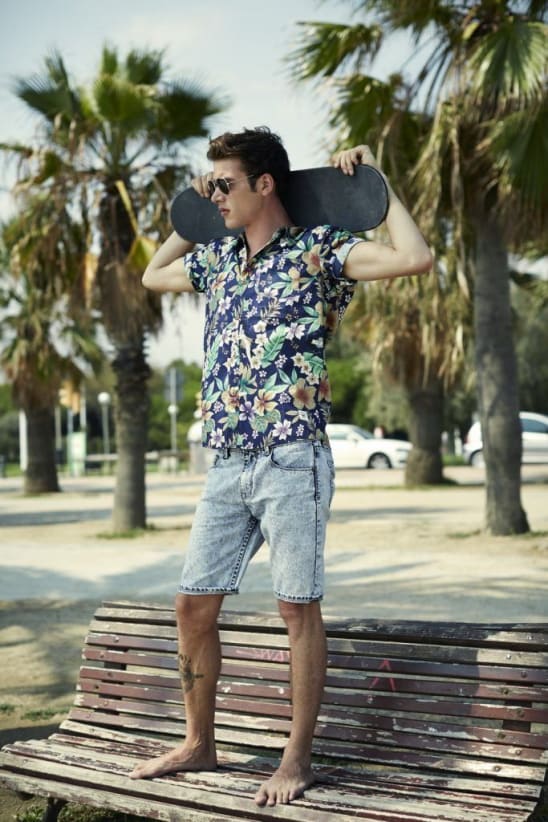 Floral Printed Beach Shirt Outfit For Men | Floral printed shirt with denim short