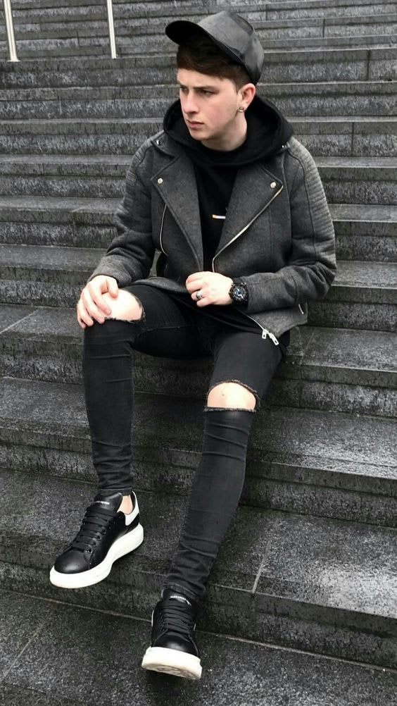 BLACK RIPPED SKINNY DENIM JEANS