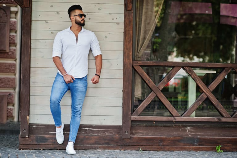 The Versatility of Casual Shirts for Men: From Office to Weekend Outfits