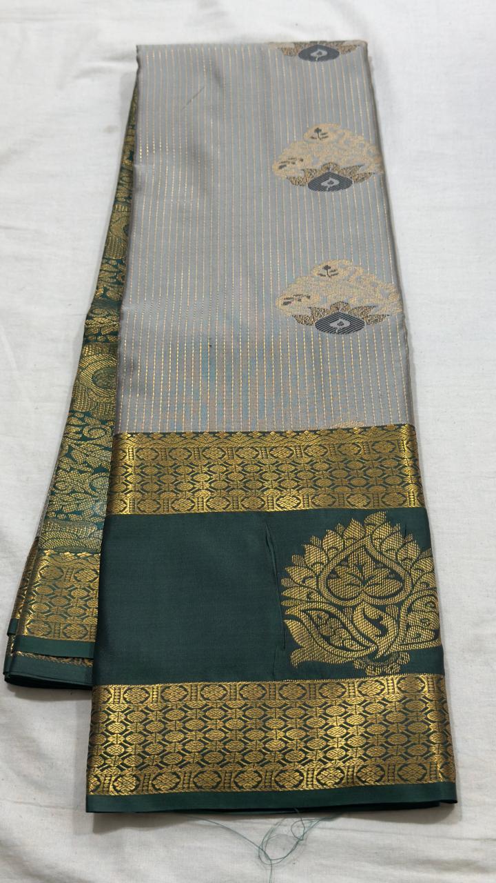 Silver Grey & Deep Green Floral Zari Kanjivaram Silk Saree view 1 - Rangam Saradha Silks